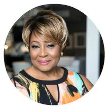 Jackie Hunter headshot